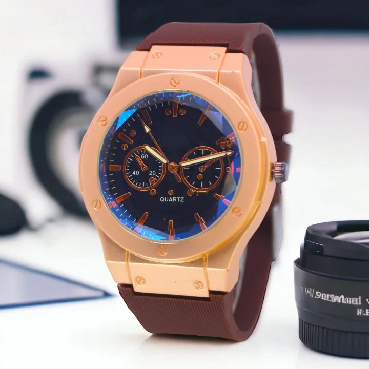 Sporty Men’s Silicone Watch