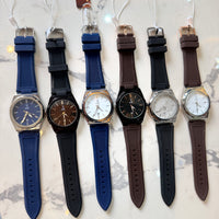 High Quality Silicone Strap Watch with Date