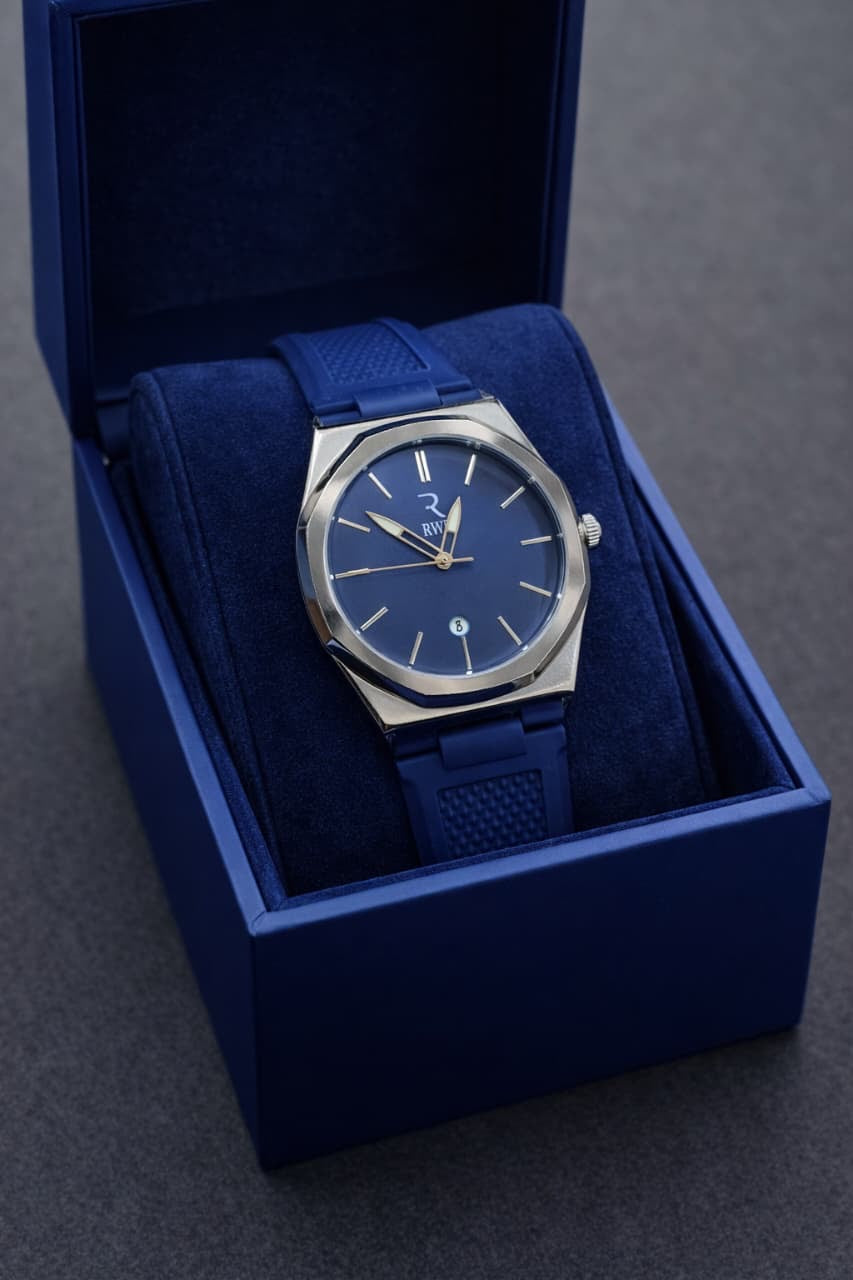 High Quality Silicone Strap Watch with Date