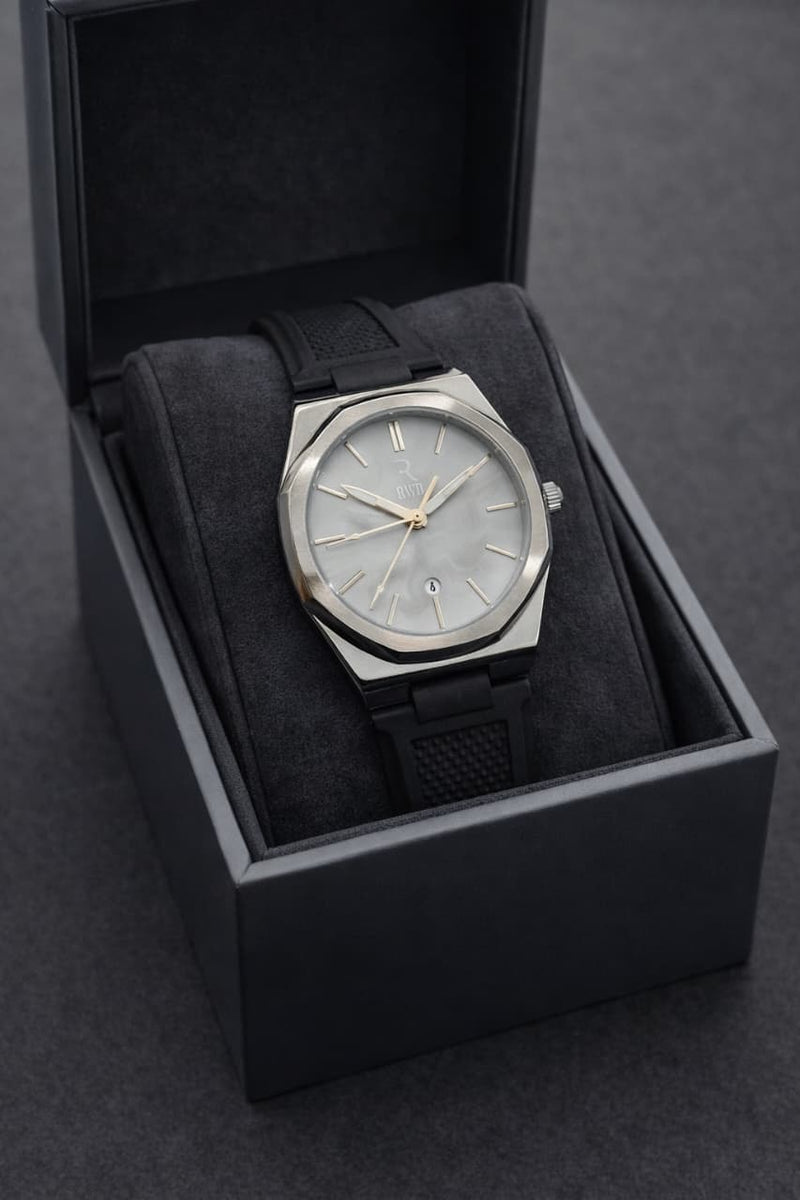High Quality Silicone Strap Watch with Date