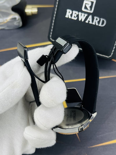 Reward Quartz Watch Black Rubber Strap,Magnet lock Premium Quality With Date