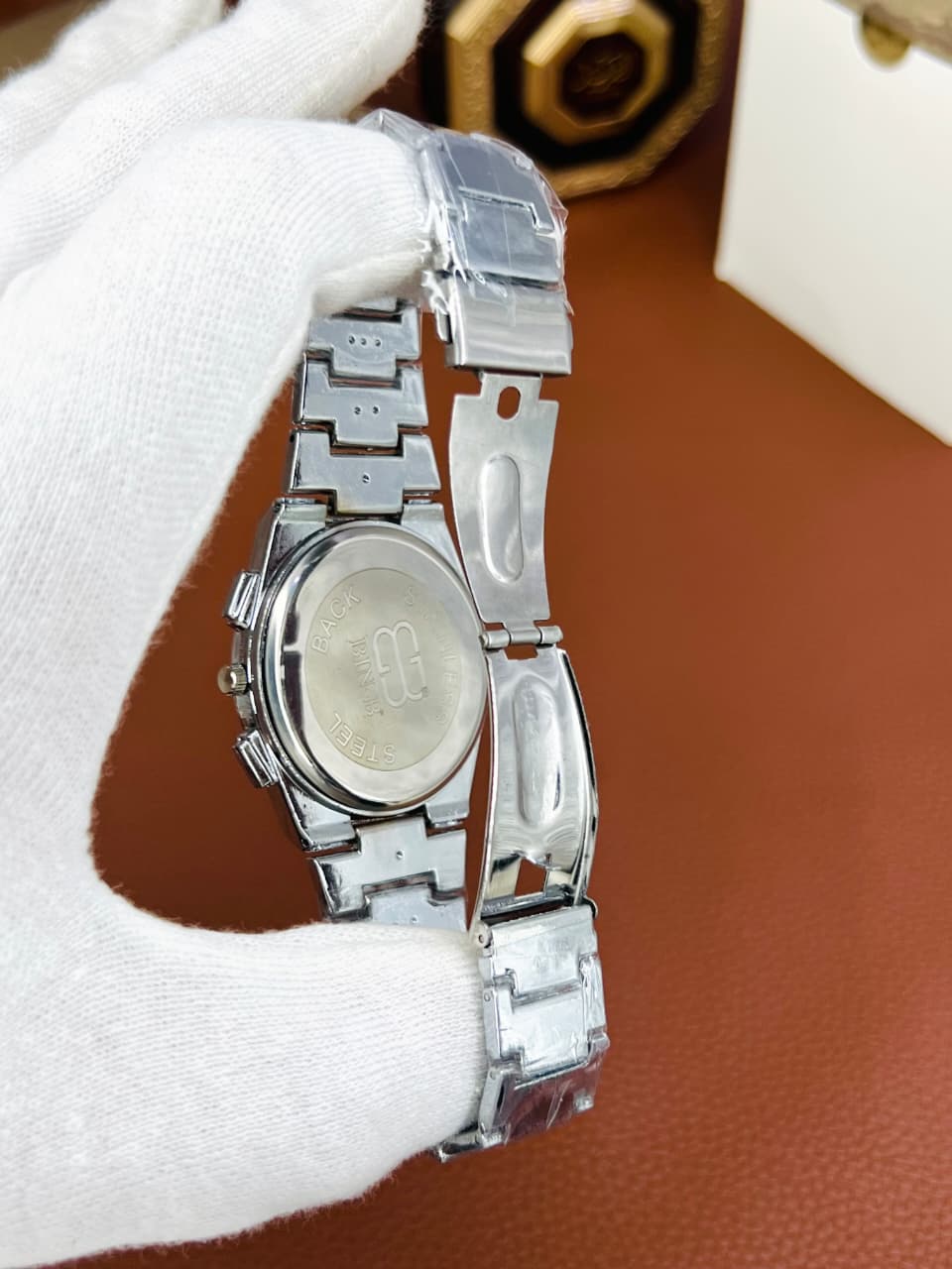BIN-B HIGH QUALITY STAINLESS STEEL WATCH -TRENDY ARTICLE